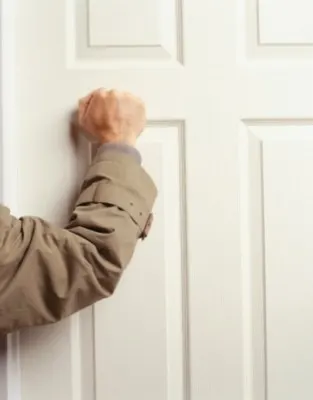 doorknock
